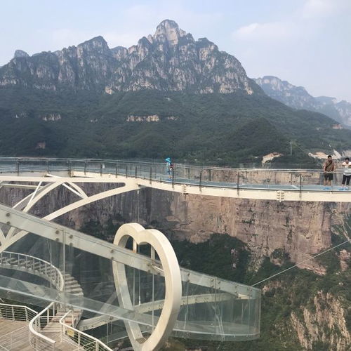 河南寶泉旅游區正式掛牌5a 10歲寶泉,何以 5a 寫在河南新鄉寶泉旅游區晉升 5a 之際